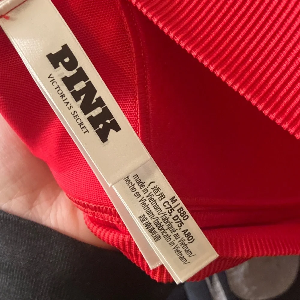 PINK Victoria's Secret Bold Red Sports Bra - Picture 5 of 6